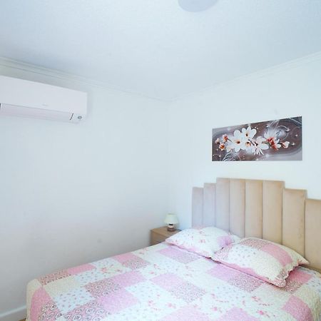Appartement Du Forum,La Gare, 50 M2 , Climatisation, Garage, Cour Нарбонн Екстер'єр фото